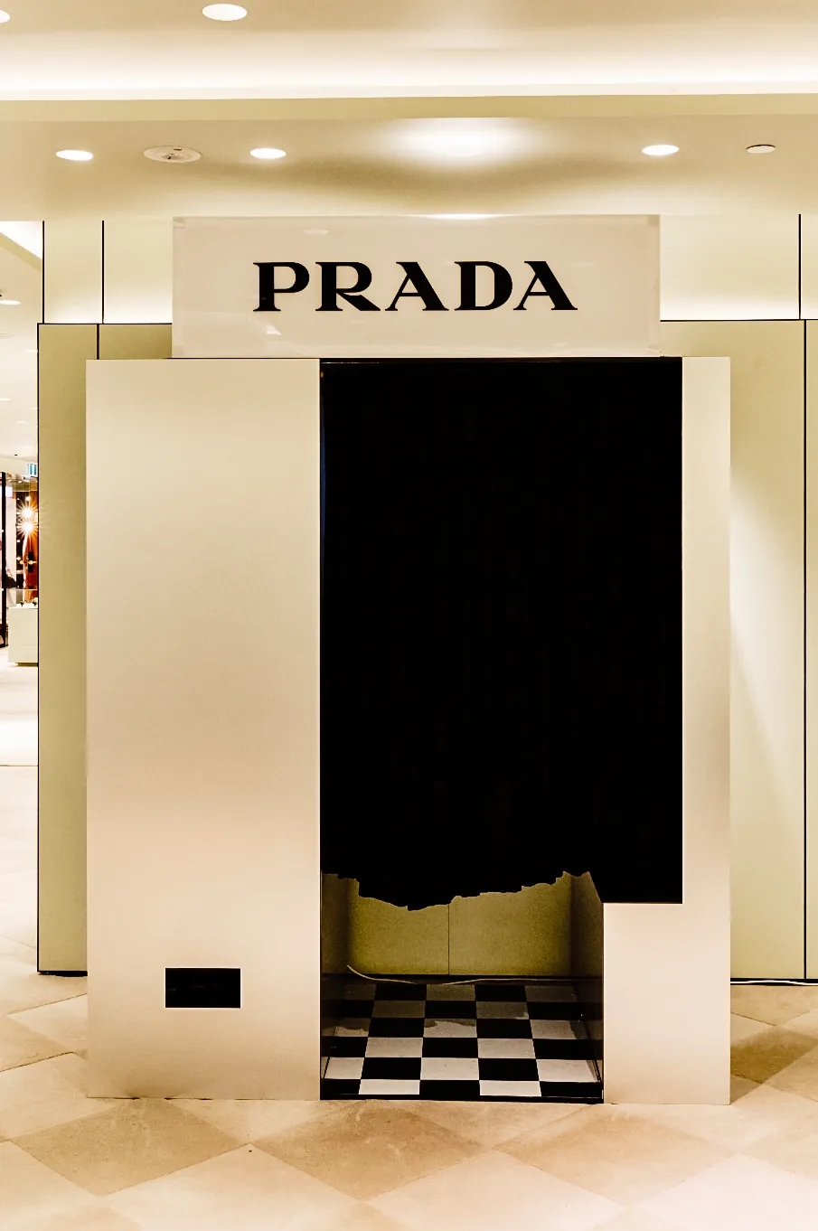 The Modula, the Branded Booth — 1 of 5